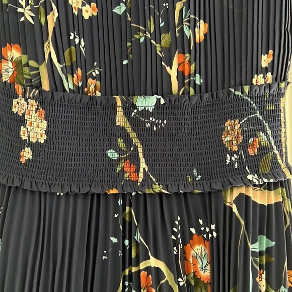 FLORAL DRESS - Picture 4 of 9